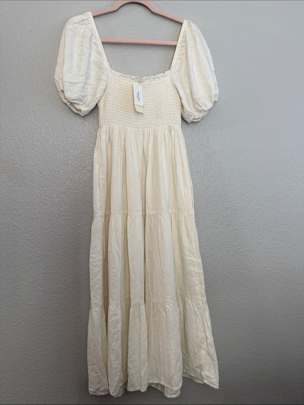 Abercrombie & Fitch Ivory Puff-Sleeve Smocked Tiered Maxi Dress - Picture 5 of 10